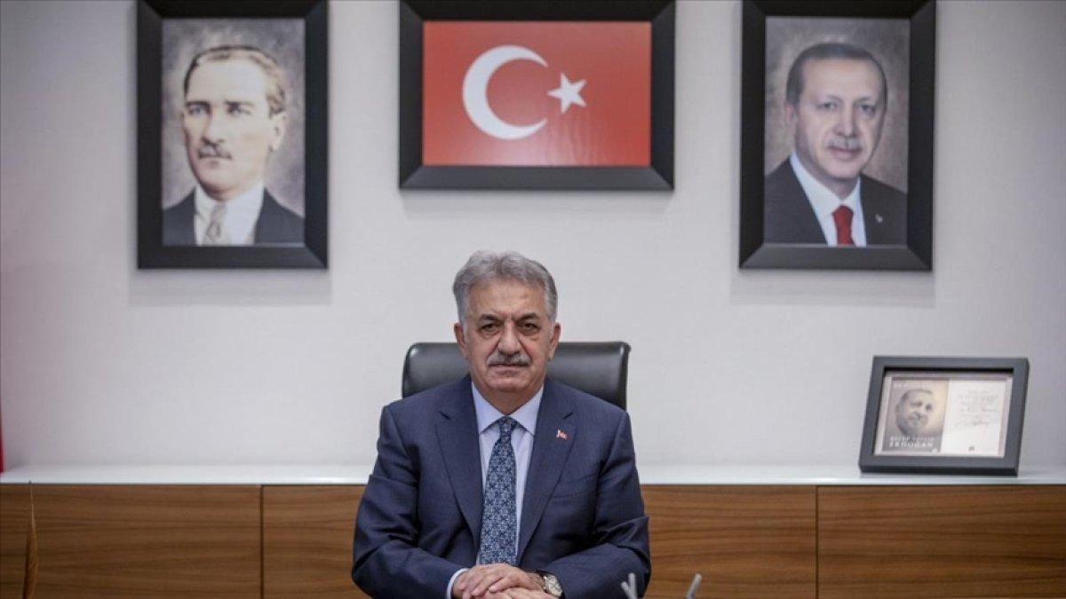 Hayati Yazıcı kimdir