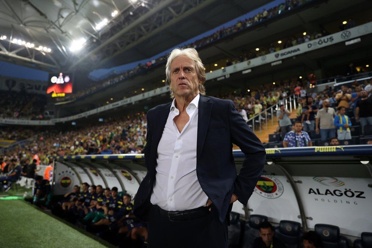 Fenerbahçe UEFA Avrupa Ligi'nde gruplara kaldı