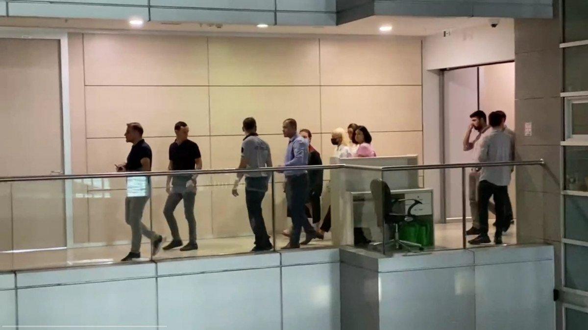 Gazeteci Nagehan Alçı, şarkıcı Gülşen'in tutuklanmasına tepki gösterdi