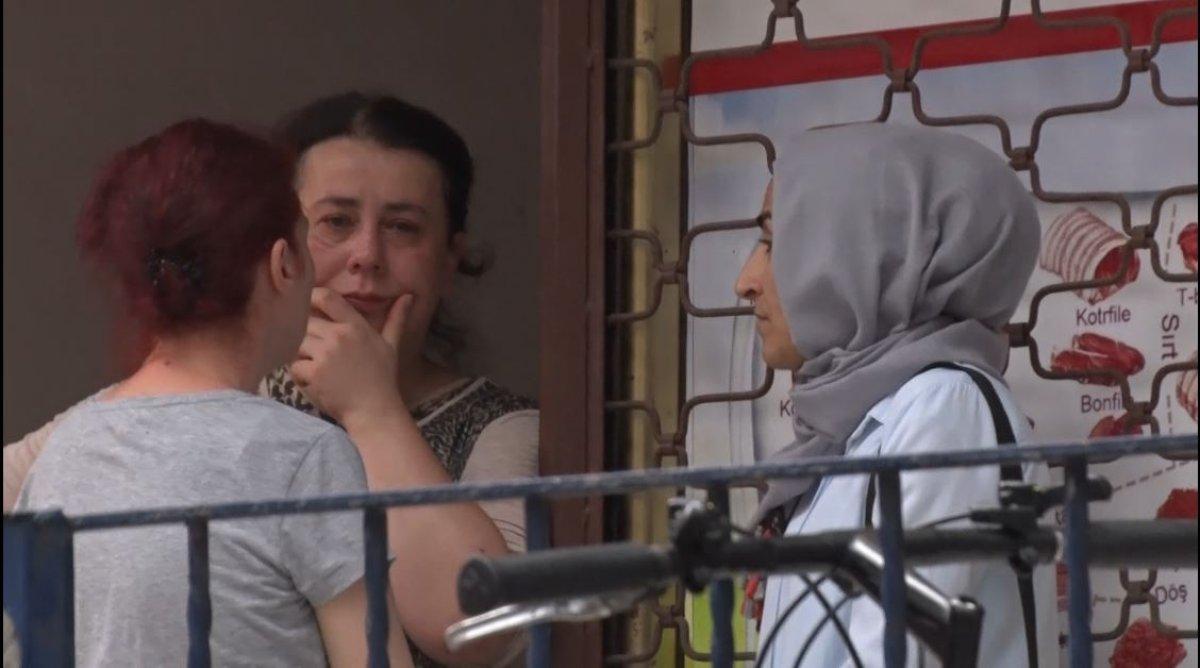 Sarıyer’de yaşlı bir kadın, bağladığı bezlerle pencereden inmeye çalıştı