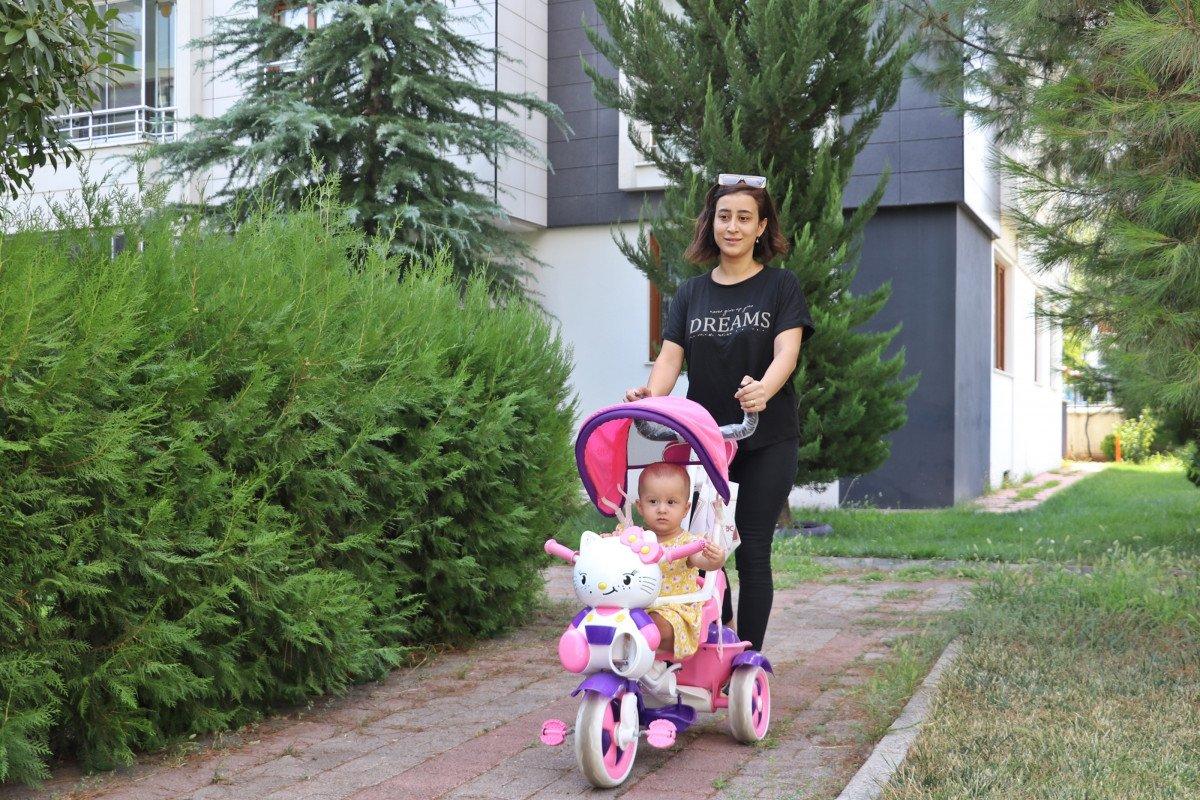 Diyarbakır'da, otobüste kedi dolu çuvalla yolculuk yapan kadına tepki