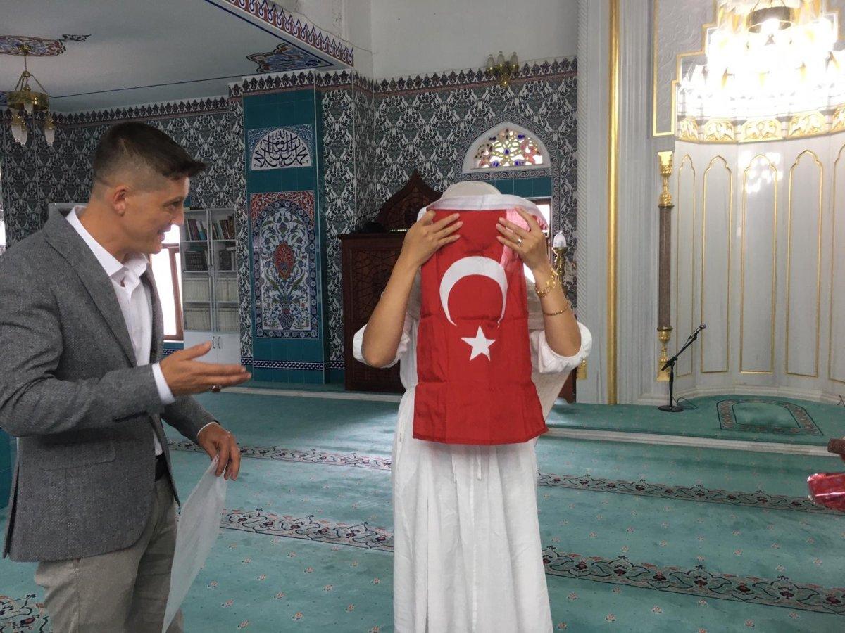 Kütahya'da Japon kadın Müslüman oldu