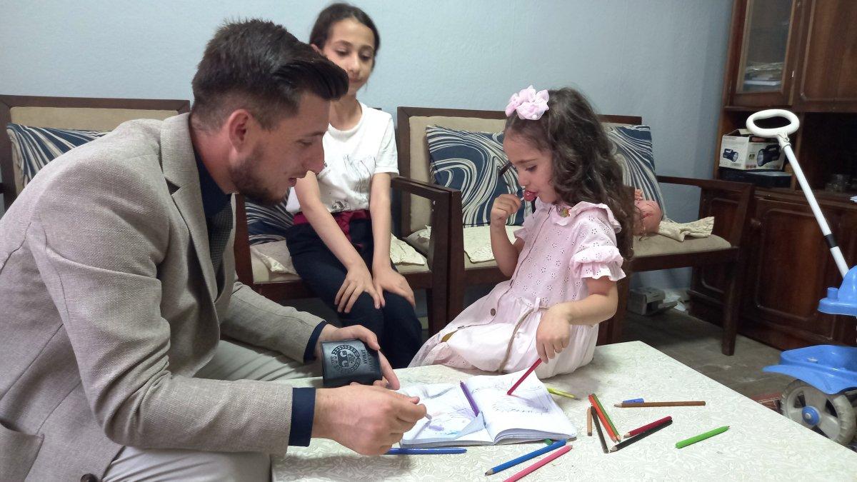 Konya'da, kola aldırma bahanesi ile çocuk kaçıran kadın kamerada