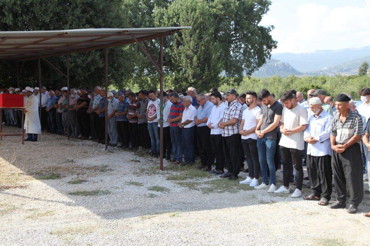 Balık tutmak için gittiği barajda boğulan uzman çavuş toprağa verildi
