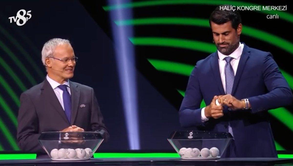 Volkan Demirel'in kura topunu açamadığı anlar