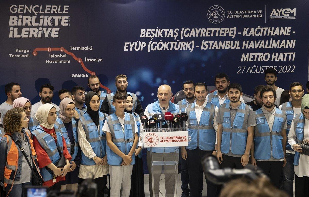 Adil Karaismailoğlu: Kasım ayında İstanbul Havalimanı metrosunu açıyoruz