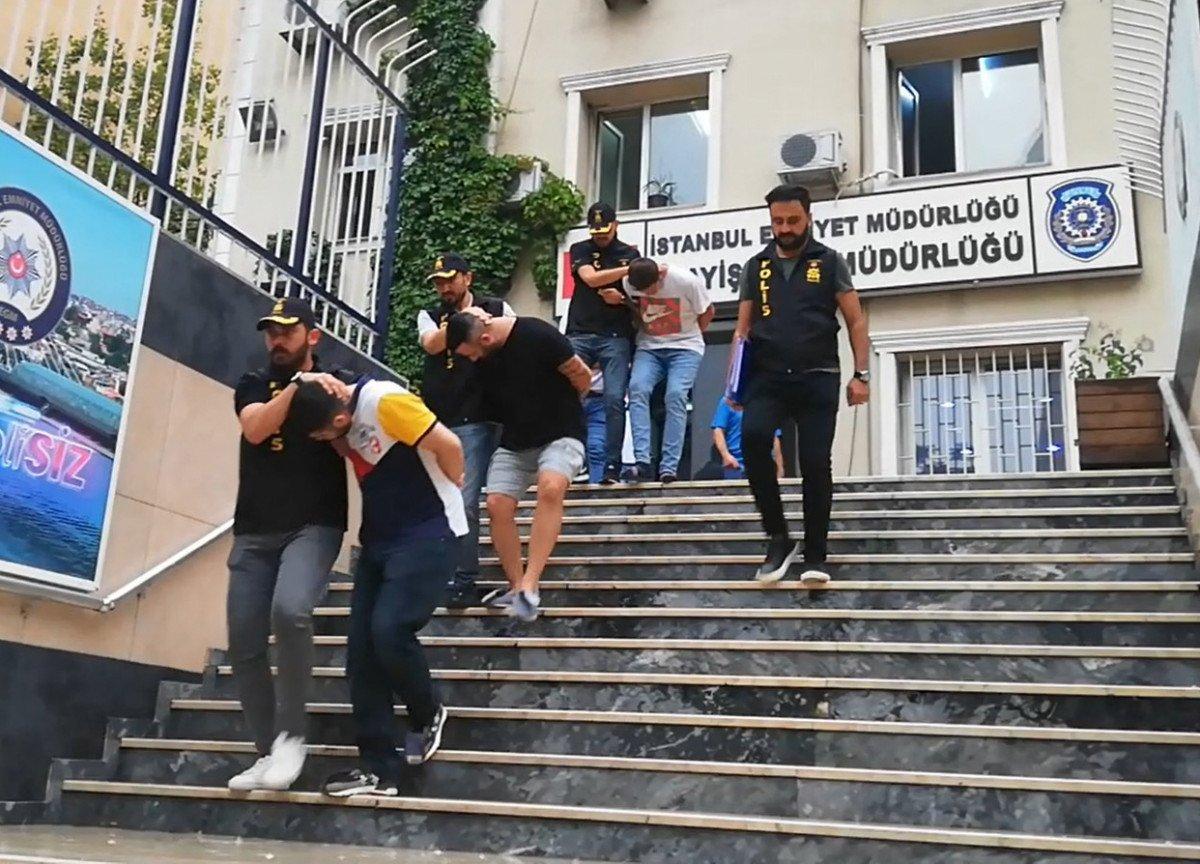 Güngören'de çaldıkları çelik kasayı, karton kutuyla taşıdılar