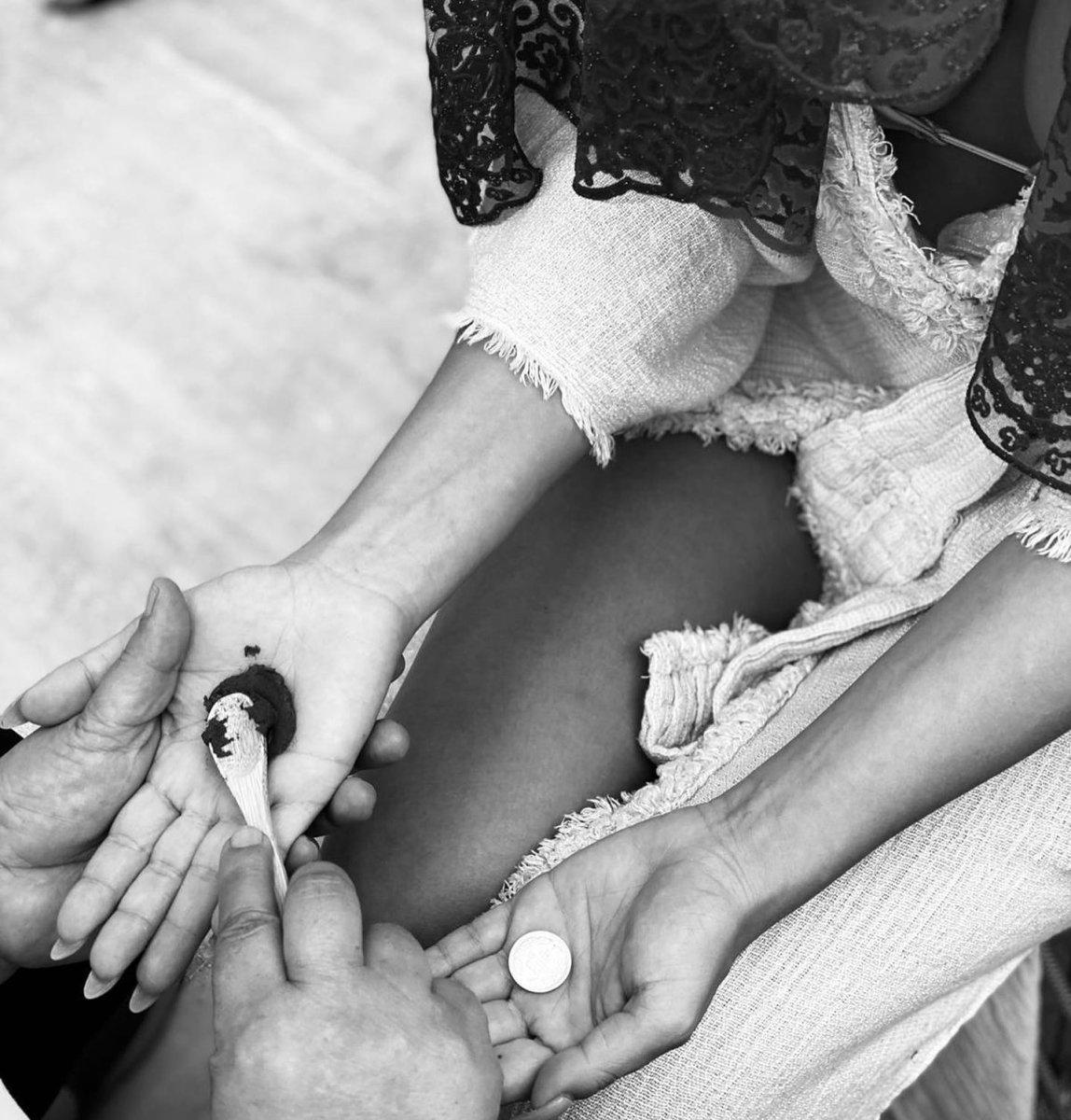 Demet Özdemir, kına gecesinde ağladı