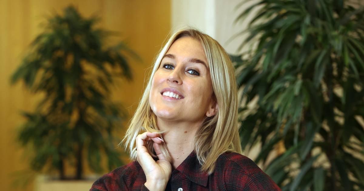 Galatasaraylı Dries Mertens'in eşinden Gülşen'e destek