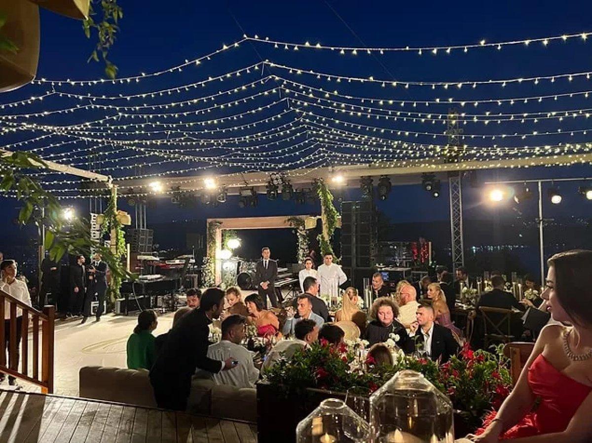 Demet Özdemir ve Oğuzhan Koç dünyaevine girdi