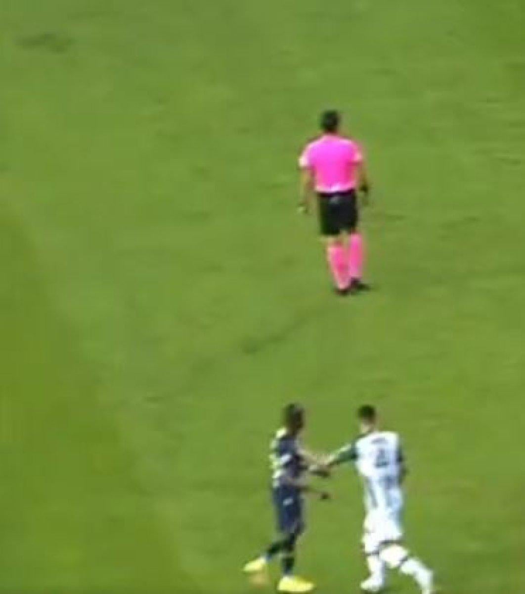 Enner Valencia'nın kırmızı kart gördüğü pozisyon