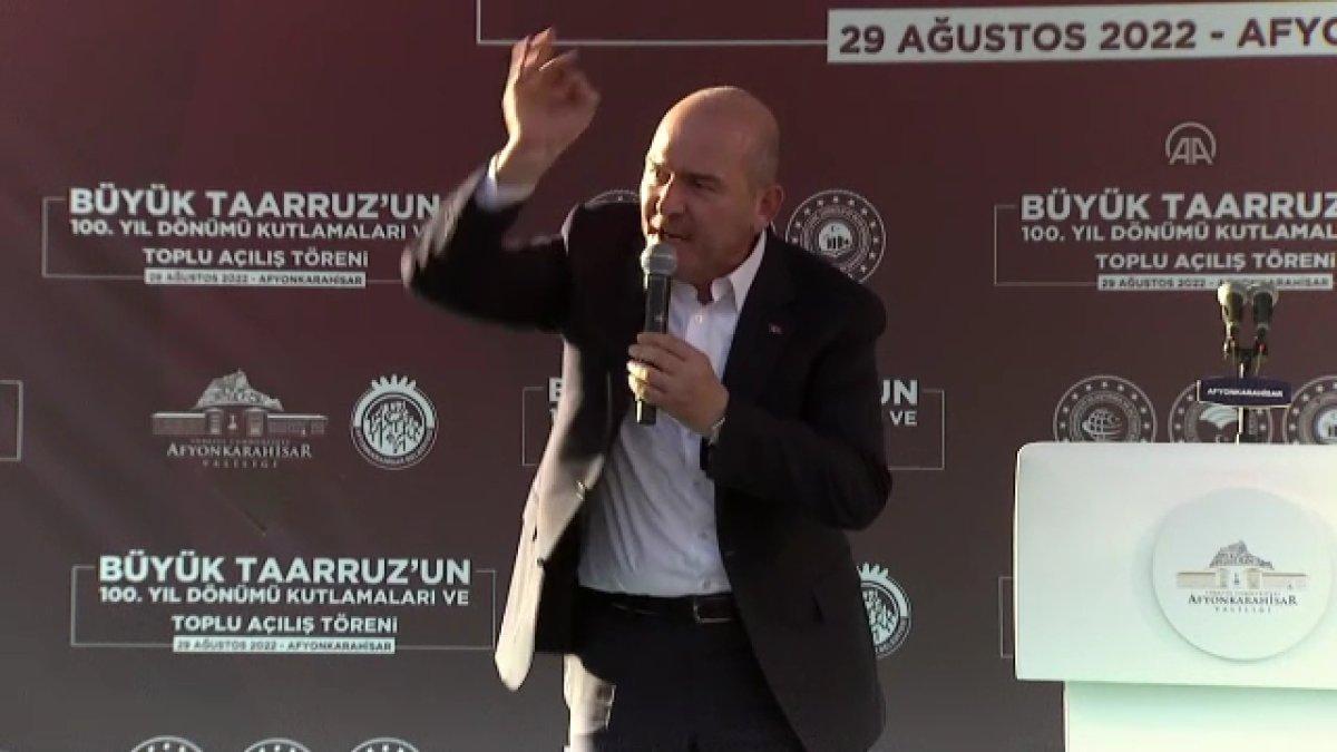Süleyman Soylu: Sizin gibi LGBT çocuğu değiliz, Ayetel Kürsilerin çocuğuyuz