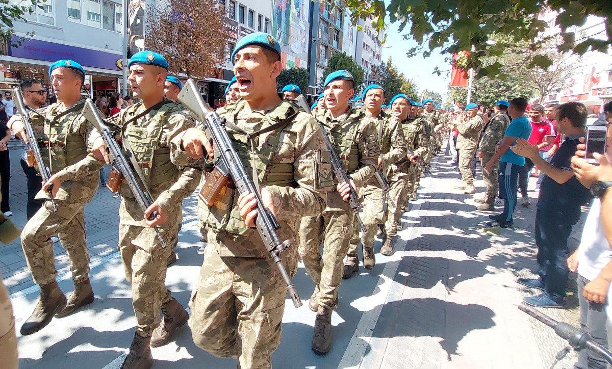 Bolu'da komandolarla 30 Ağustos Zafer Bayramı