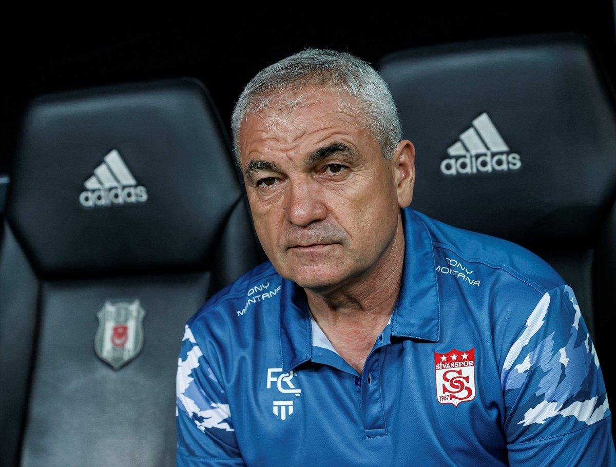 Rıza Çalımbay: Defansın önünde durmamıza rağmen kolay gol yedik