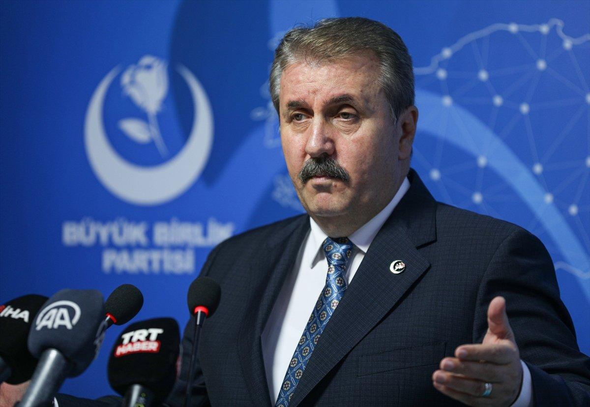 Mustafa Destici: Öğretmen maaşları 15 bin TL olmalı