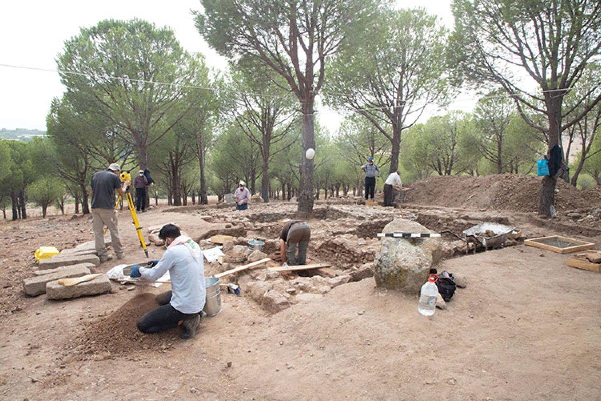 Antik Çağ'ın Kuş Kahini Markos'un mezarı Bergama'da bulundu