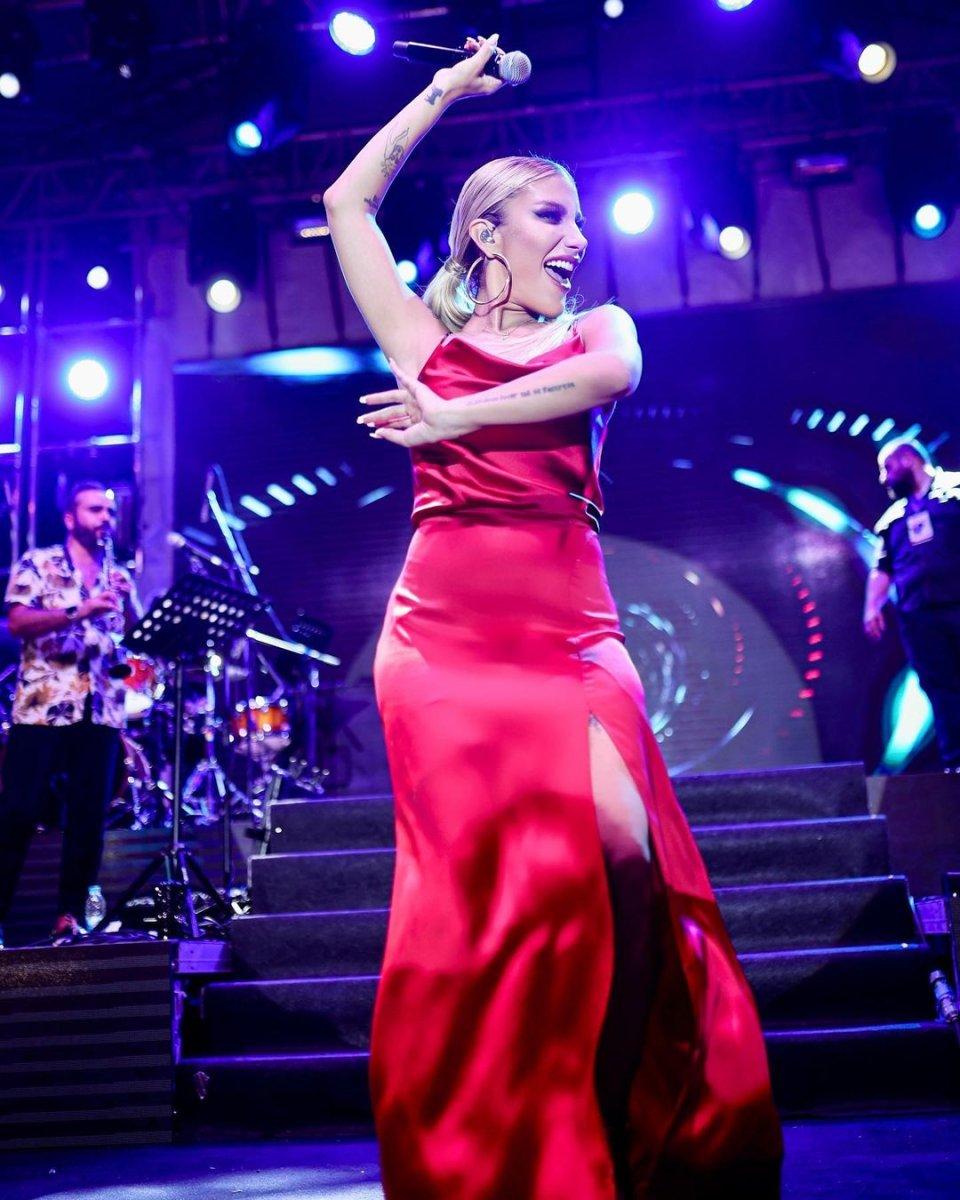 İrem Derici: Kırmızı benim rengimdir