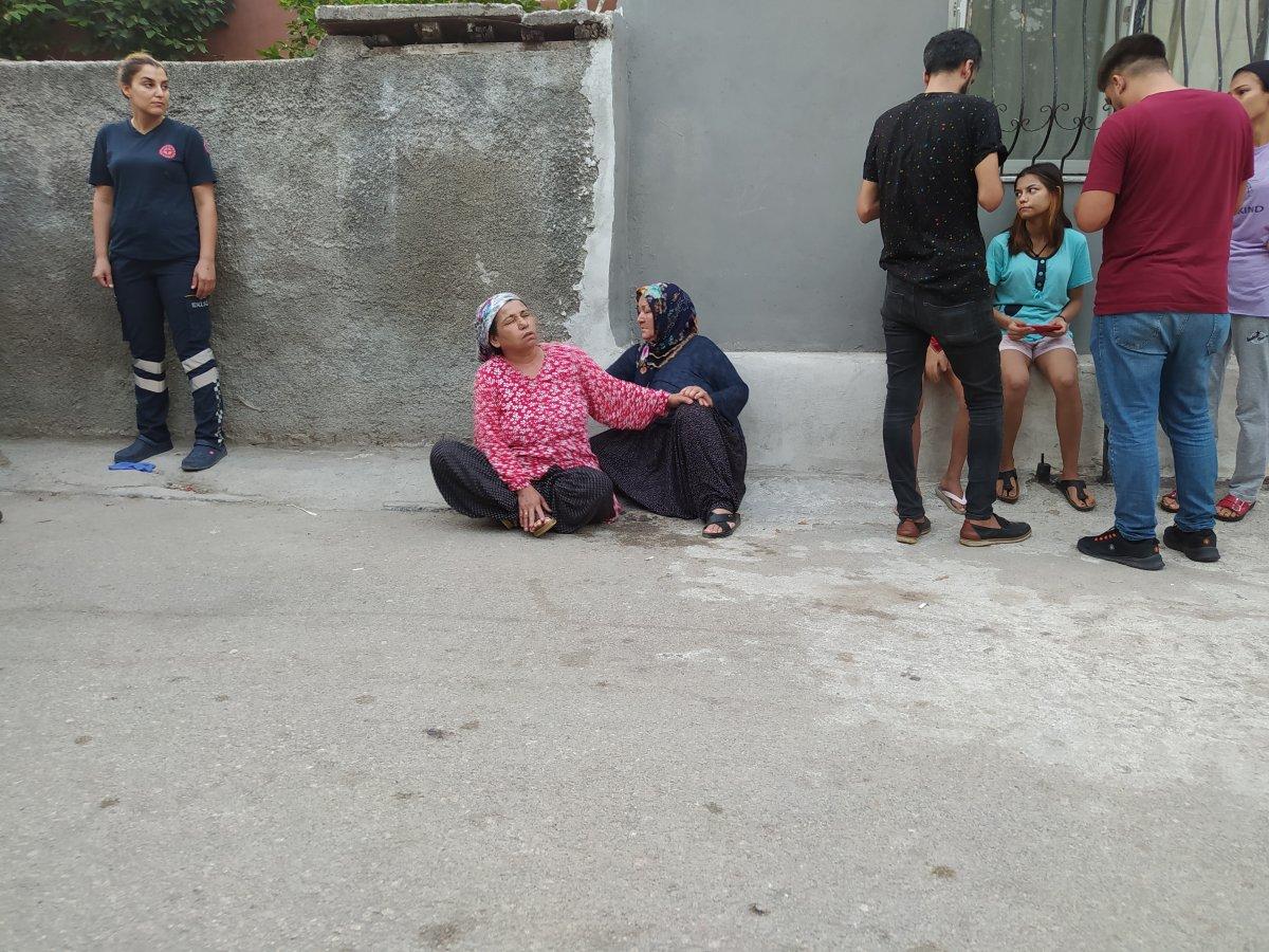 Adana'da kadının başına taşla vurarak öldürdü