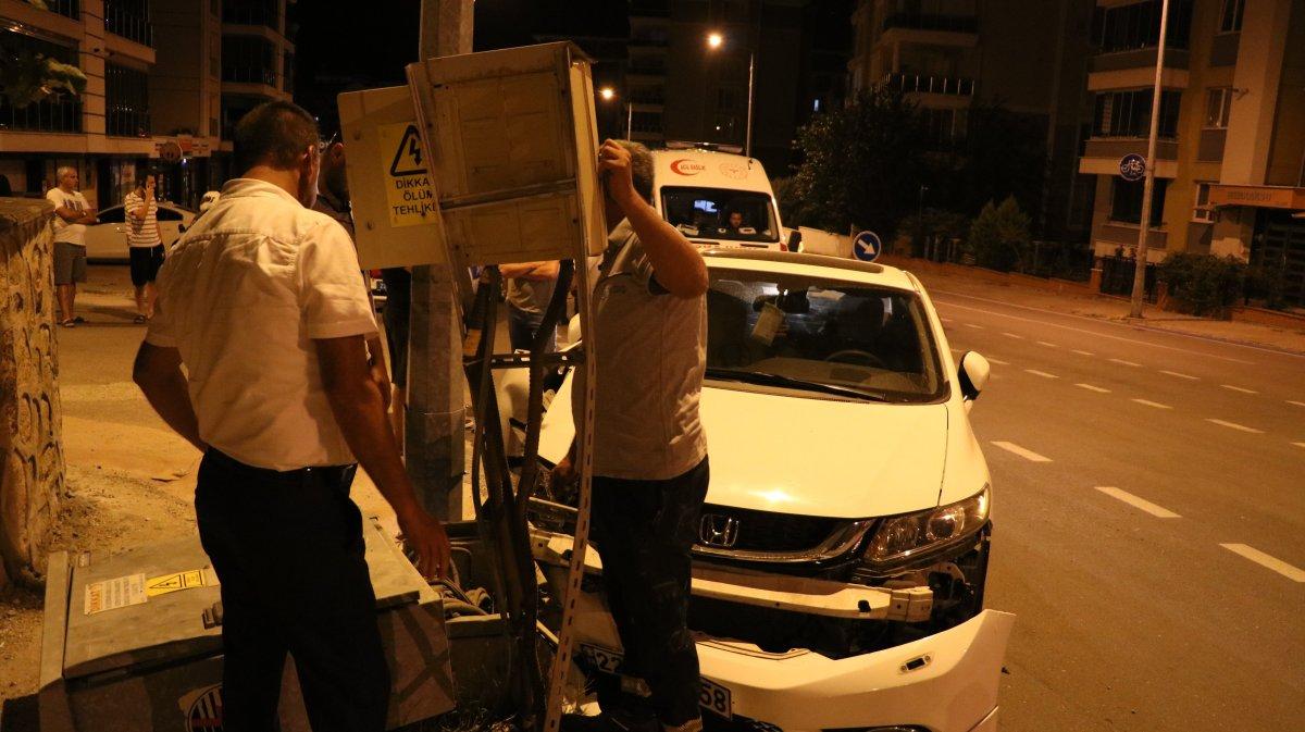 Edirne'de alkolü sürücü, mahalleyi elektriksiz bıraktı