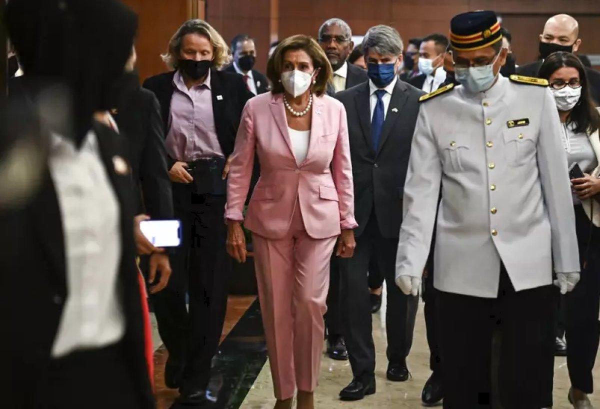 Tayvan: Çin'e ait 62 savaş uçağı ve 7 gemi Ada çevresinde görüldü