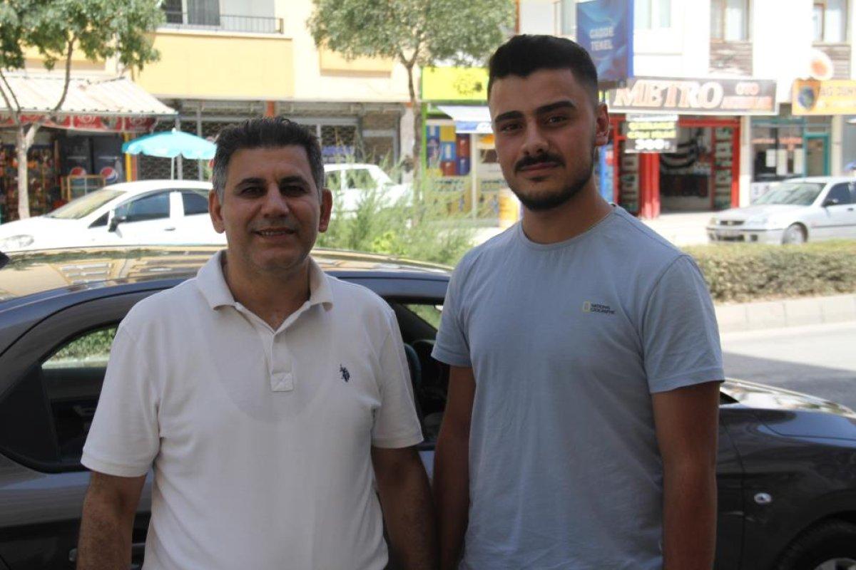 Elazığ'da çarptığı araca not bıraktı: Masrafınızı karşılayabilirim