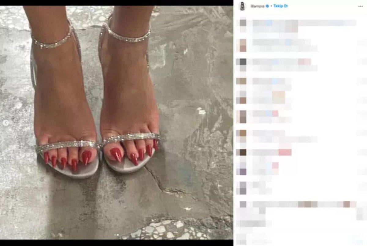 Lila Grace Moss'un ayak tırnakları gündem oldu