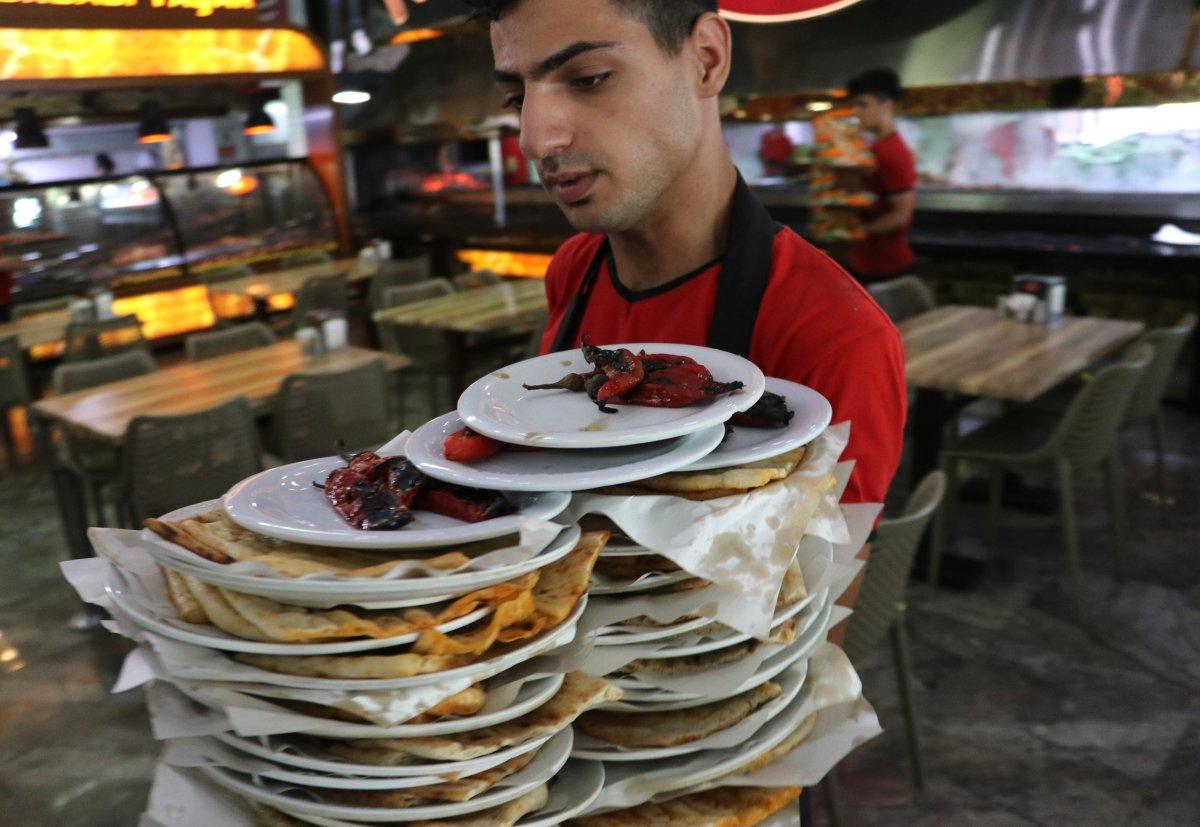 Adanalı kebapçılar: Eleman bulamıyor, biz çalışıyoruz