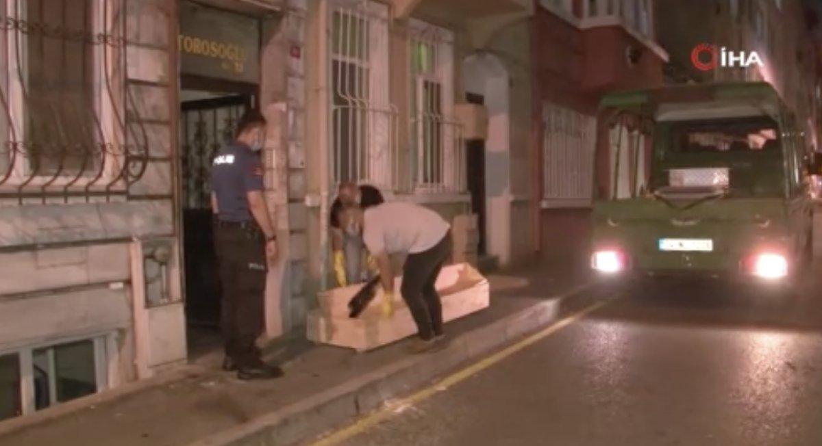 Fatih'te kardeş, ağabeyini öldürüp arkadaşını aradı