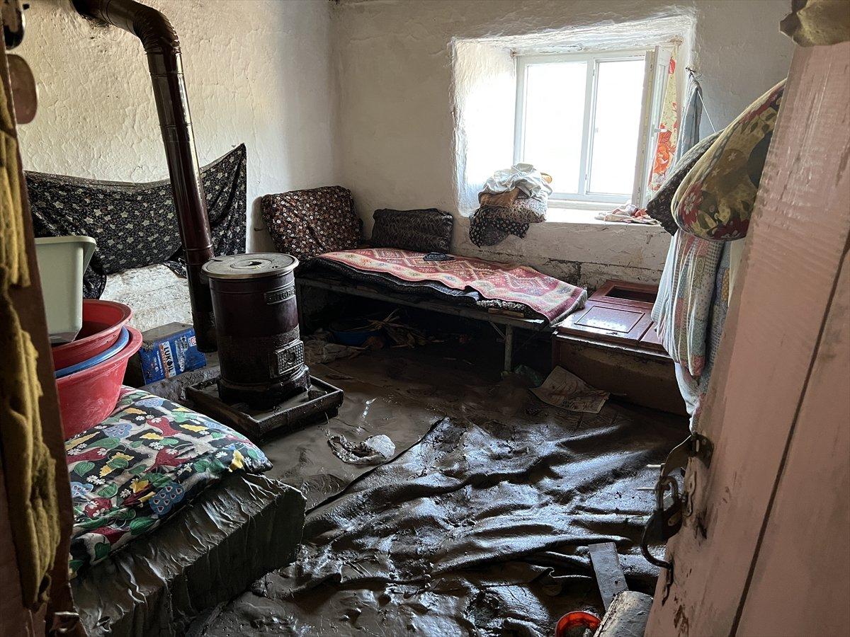 Kütahya'da, selden etkilenen vatandaşların hasarı karşılanacak