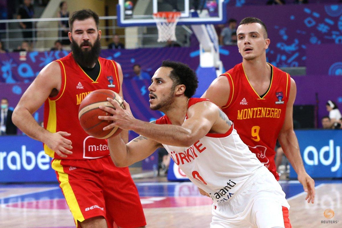 12 Dev Adam, EuroBasket'e galibiyetle başladı