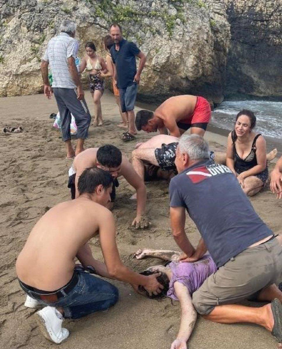 Kocaeli’de 4 gün önce evlenen kadın, denizde boğuldu