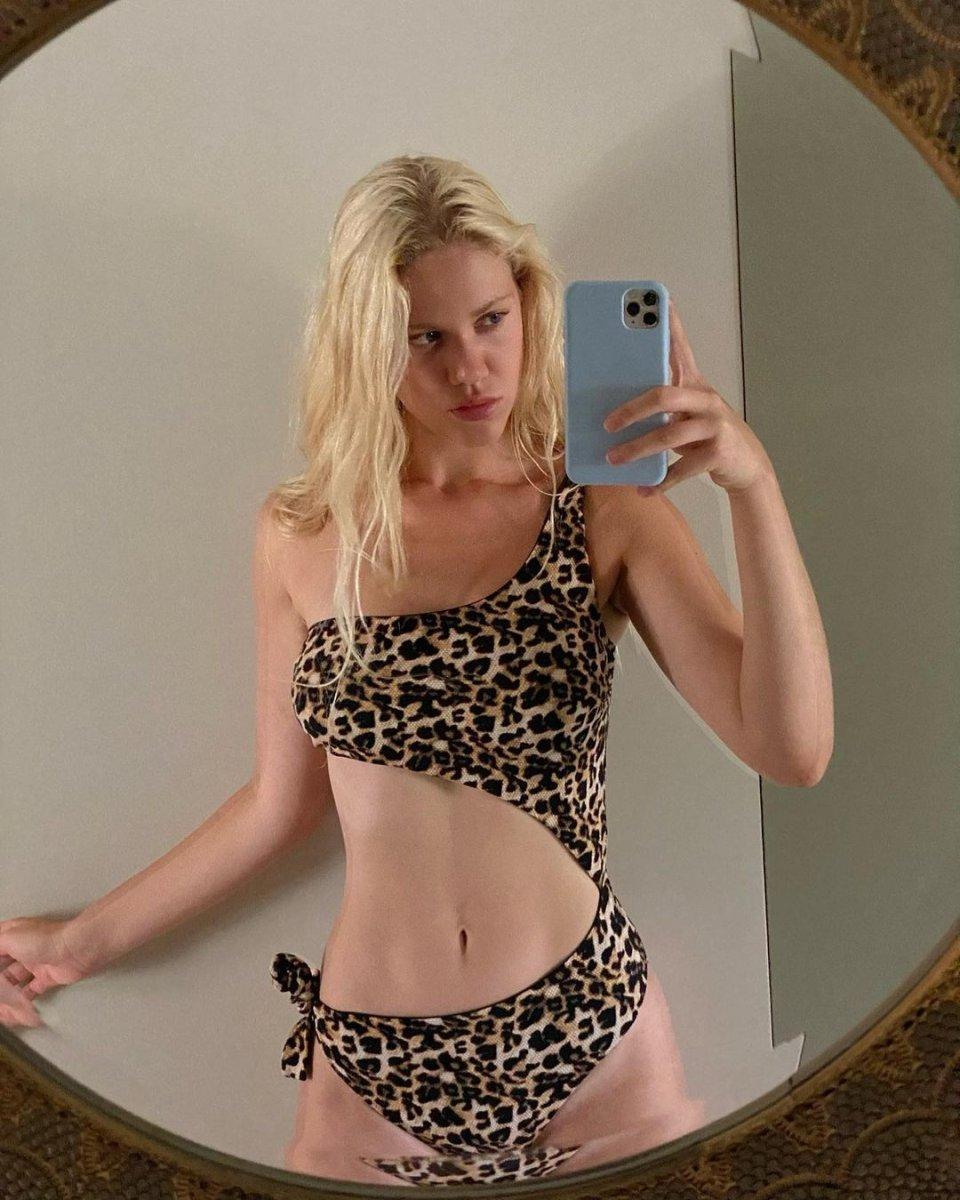 Aleyna Tilki'den Serel Yereli'nin mayolu fotoğrafına yorum