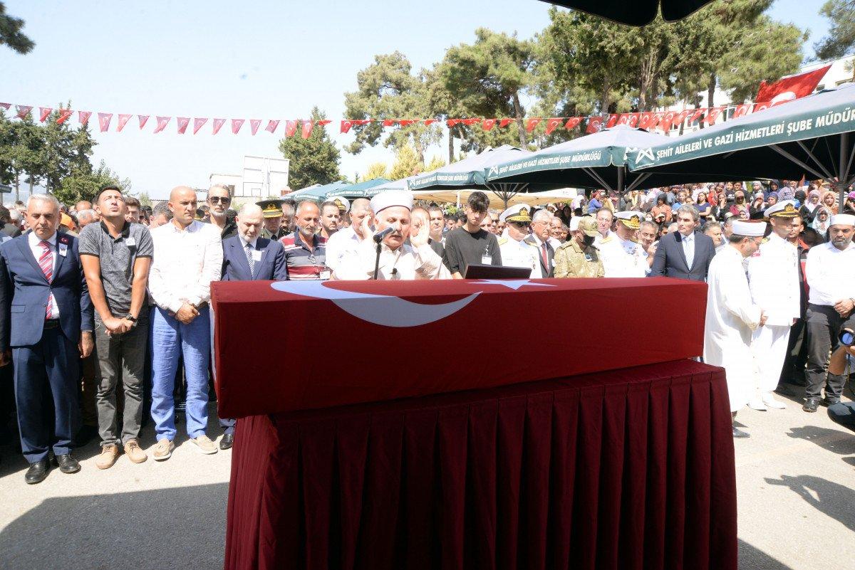 Mersinli şehit toprağa verildi