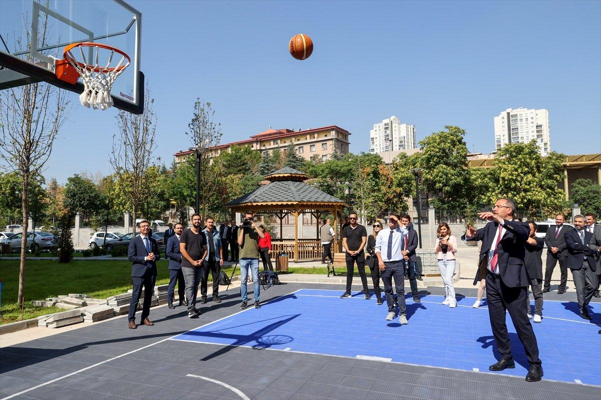 Mehmet Kasapoğlu: 415 bin genç KYK yurtlarına başvuru yaptı