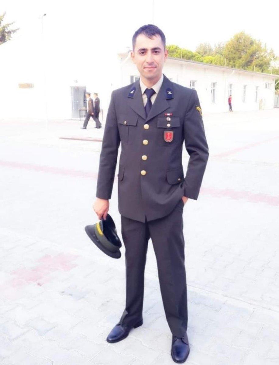 Mersinli şehit toprağa verildi