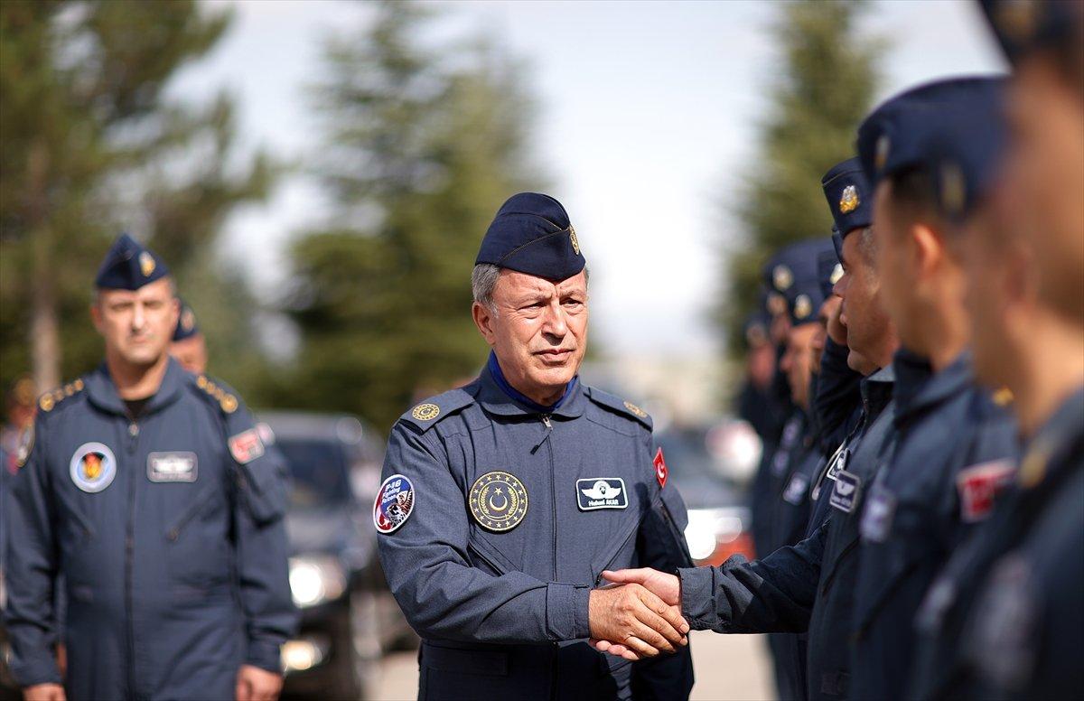 Hulusi Akar: Yunanistan'ın şımarıklığına cevap vermeyi sürdüreceğiz