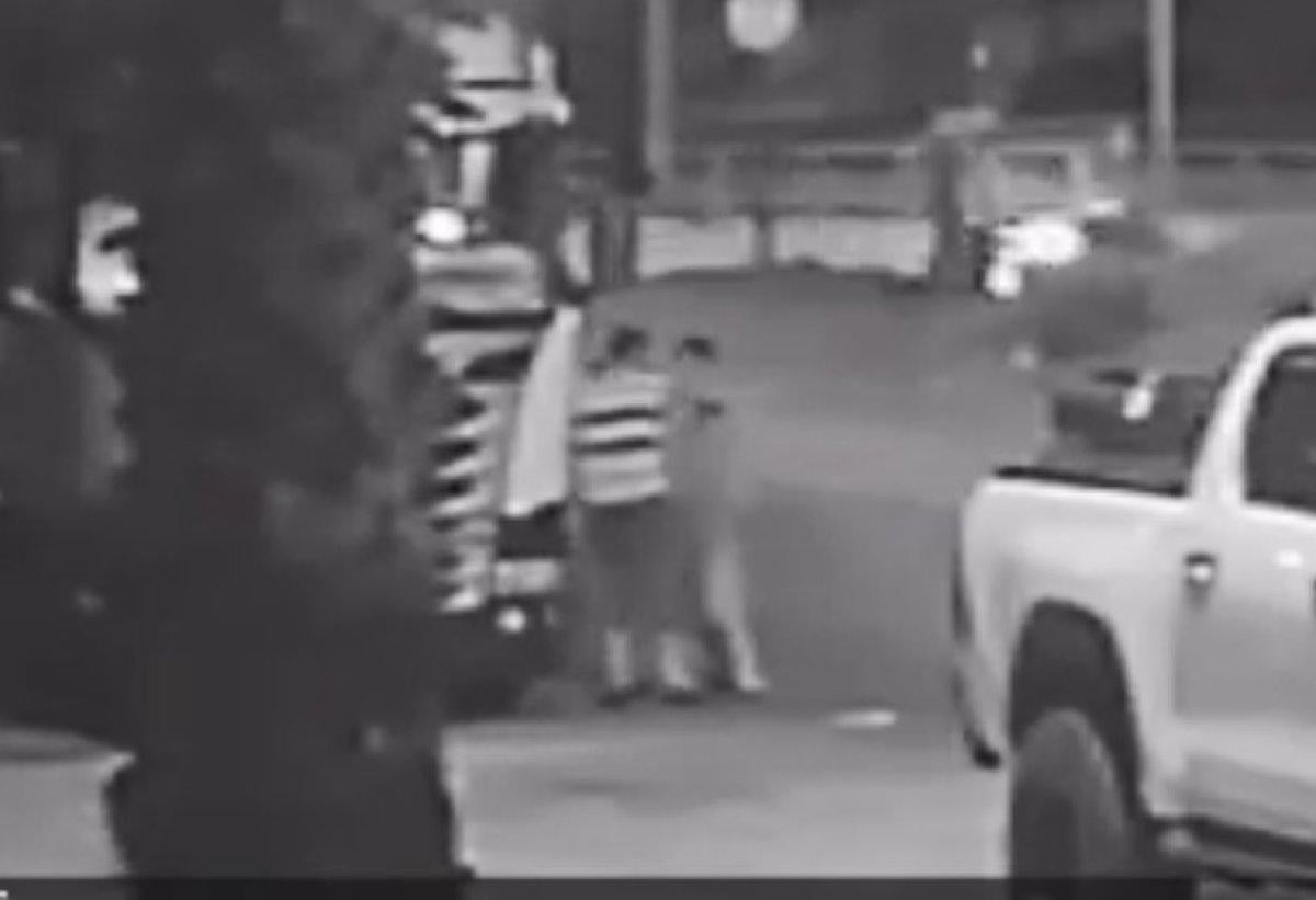 Kuşadası’nda intihar etmek isteyen kişiyi ipten alıp, dövdü