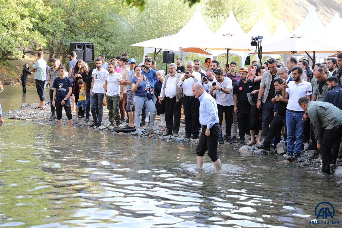 İçişleri Bakanı Süleyman Soylu, Diyarbakır Lice'de gençlerle buluştu