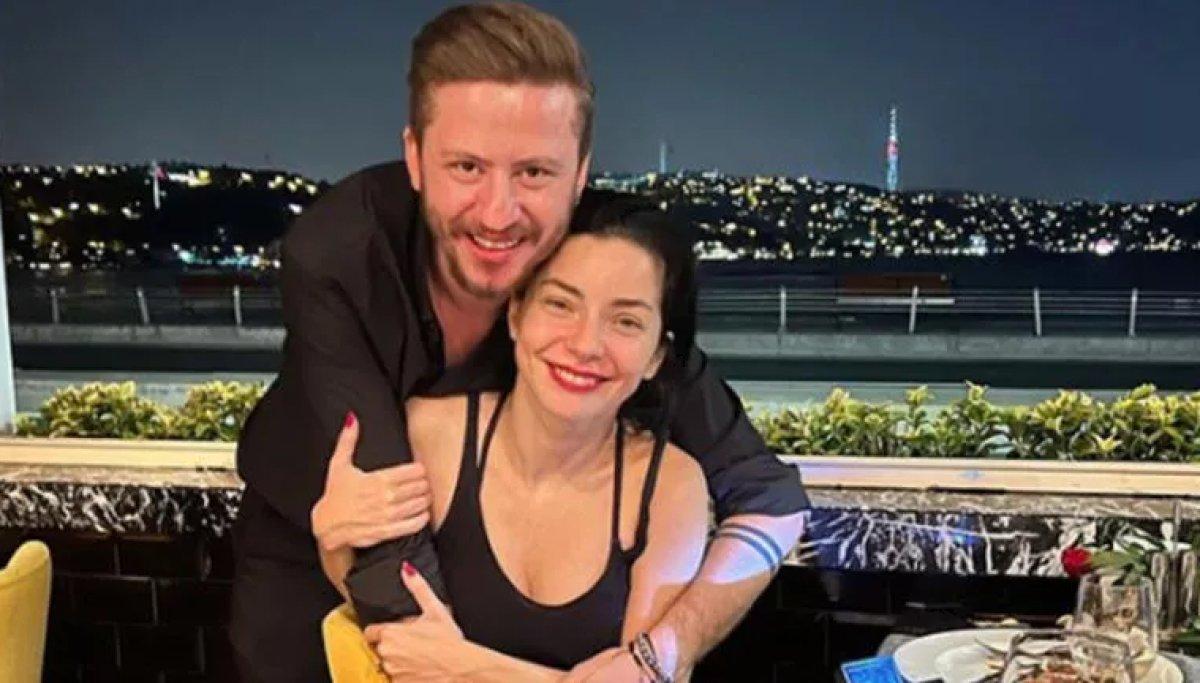 Merve Boluğur müzisyen sevgilisiyle evleniyor