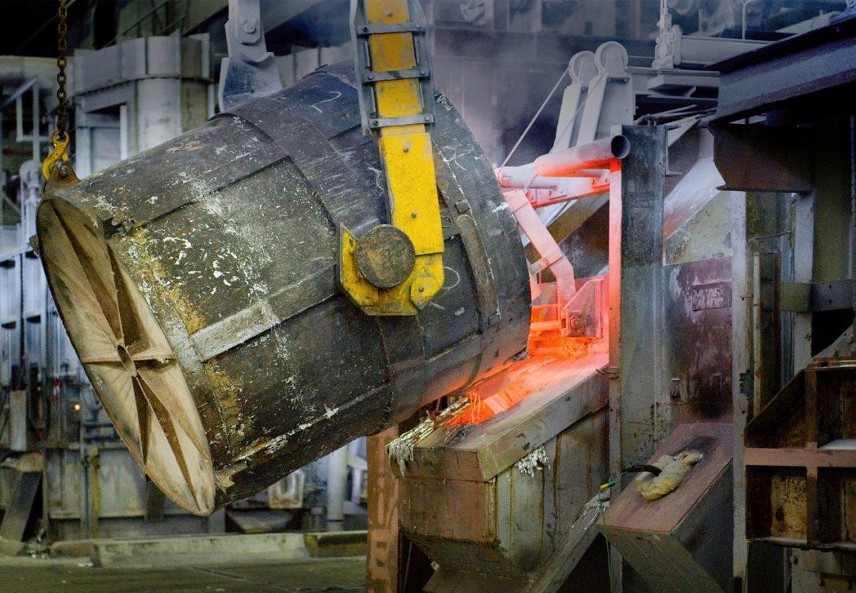 Hollanda'da elektrik fiyatları, üretimin durmasına yol açtı