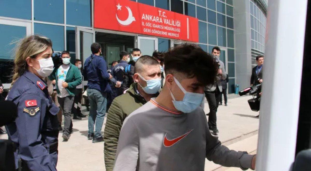 Türkiye sınır dışı sayılarında Avrupa’yı geride bıraktı