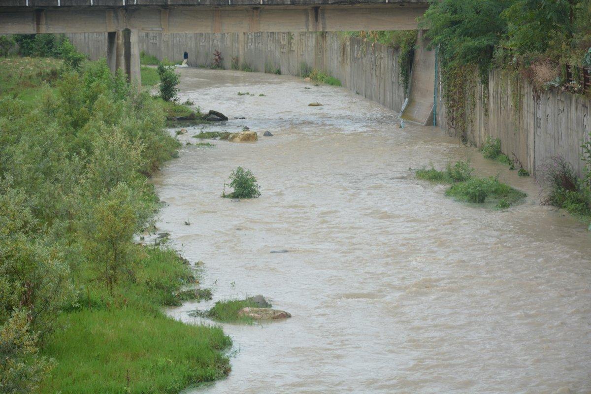 Ordu'da sağanak, hayatı olumsuz etkiledi