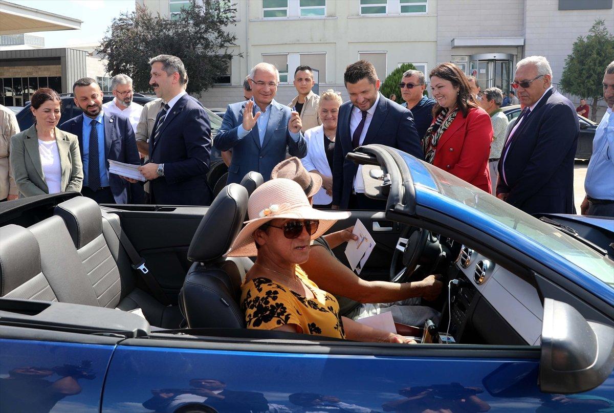 AK Parti gurbetçileri Cumhurbaşkanı Erdoğan'ın mektubuyla uğurladı