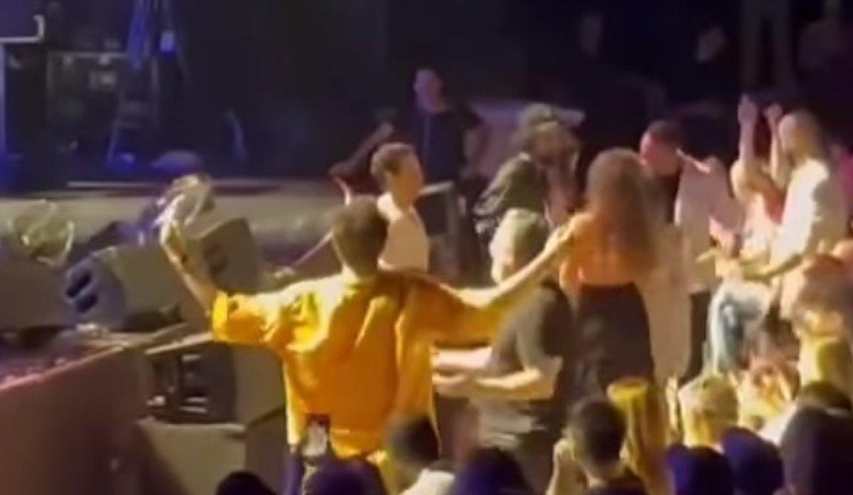 Cem Yılmaz ile Umut Evirgen pişti oldu