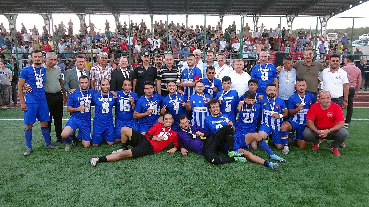 Mersin'de köyler arası coşkulu maç