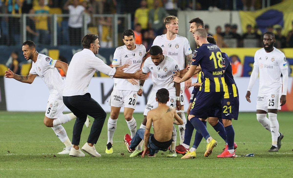 Ankaragücü - Beşiktaş maçında bıçak iddiası