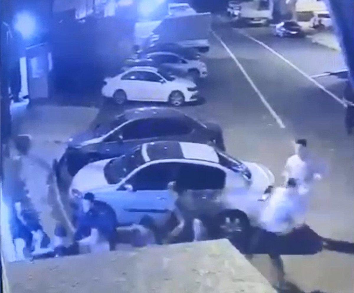 Küçükçekmece’de futbol maçı sonrasında kavga:1 ölü