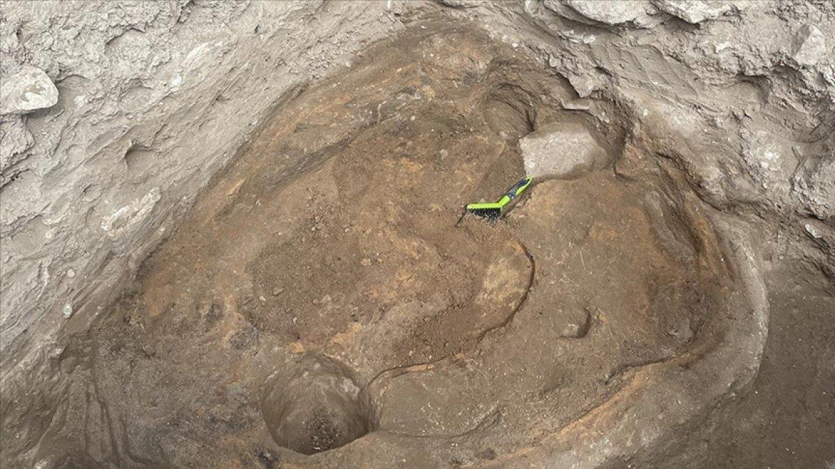 Anadolu geleneğinden izler taşıyan kubbeli fırın kalıntısı