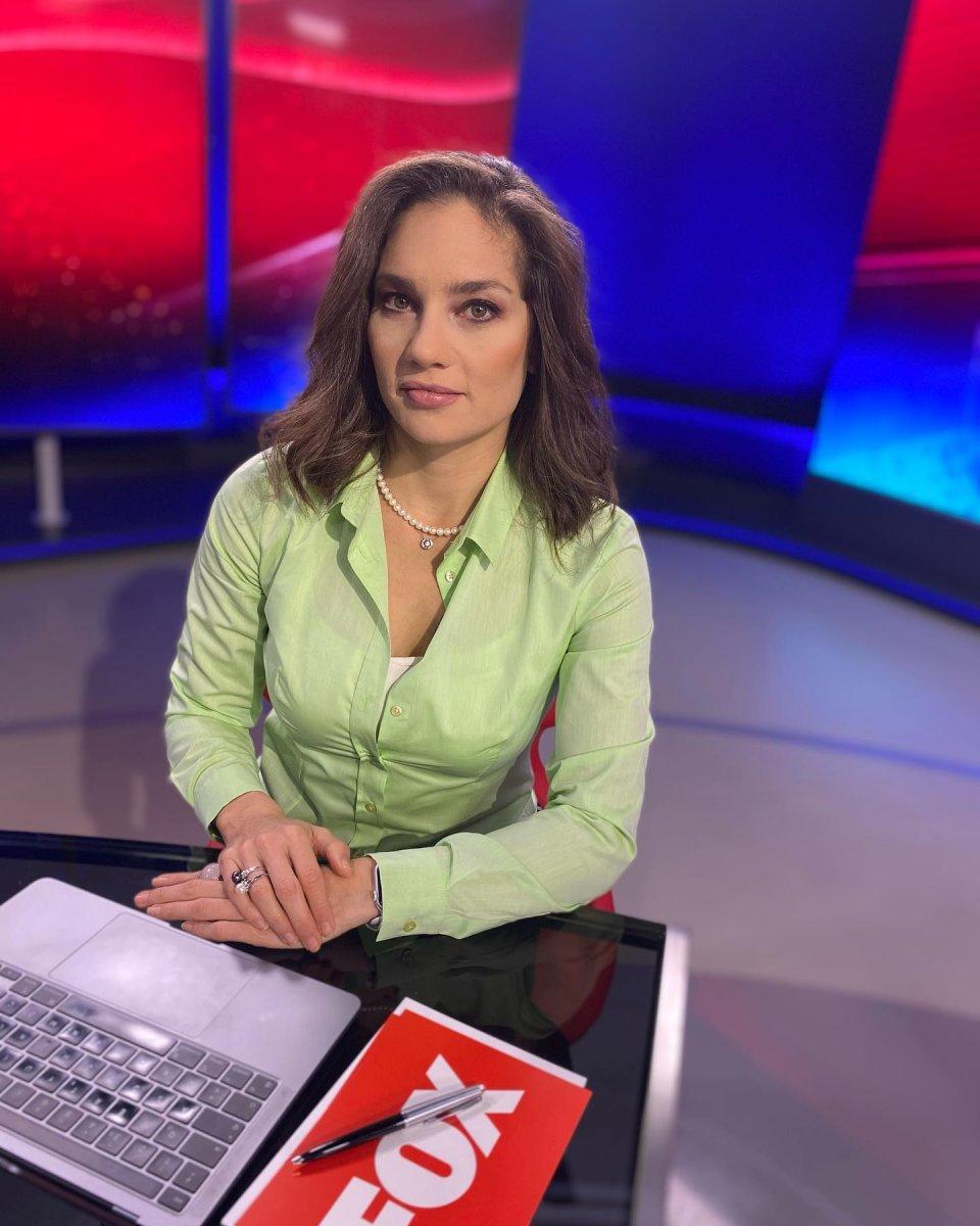 Nevşin Mengü'den 6'lı masa analizi