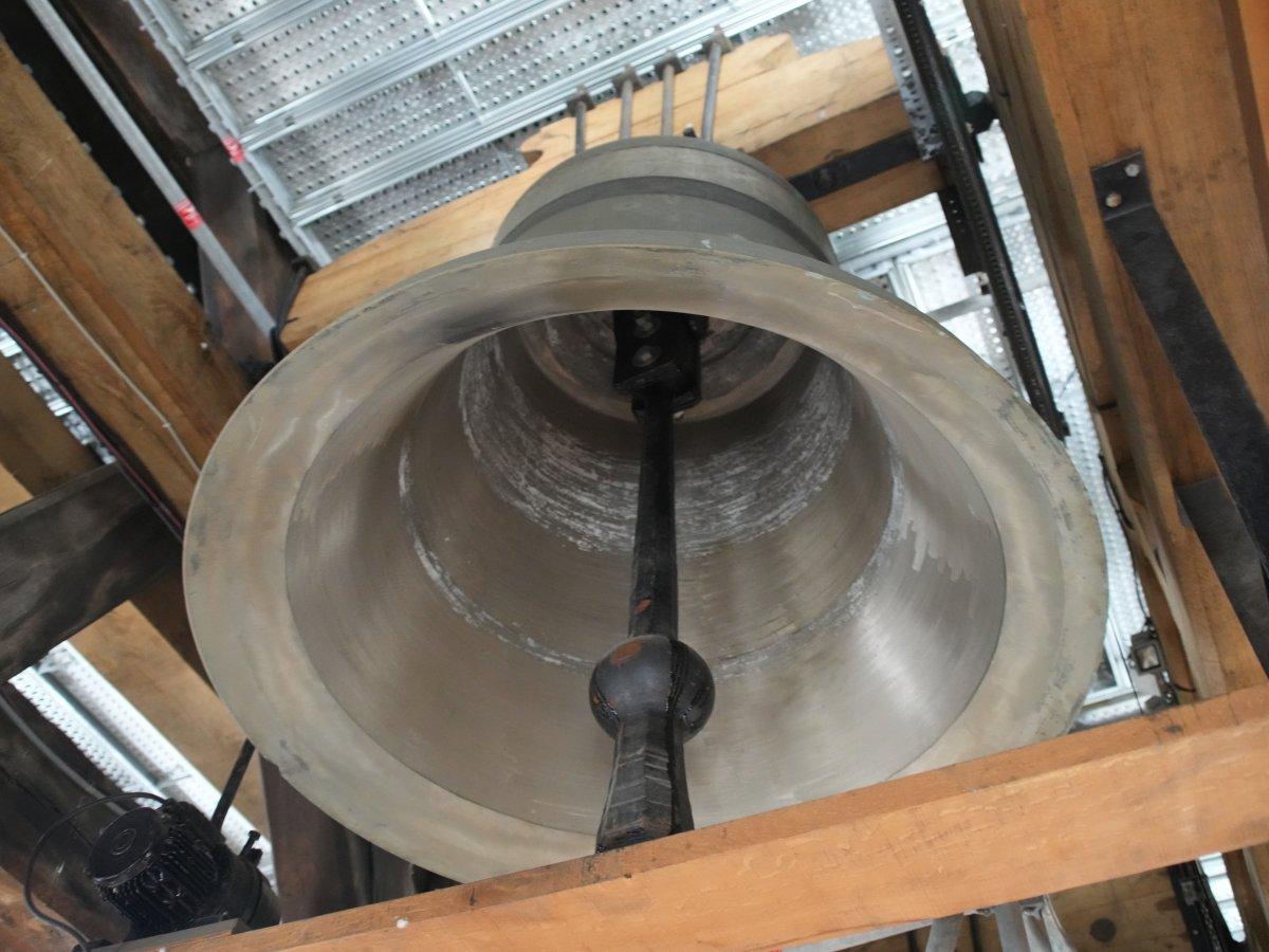 Notre-Dame Katedrali’nde çıkan yangın sonrasında yeni ses düzeni kuruldu